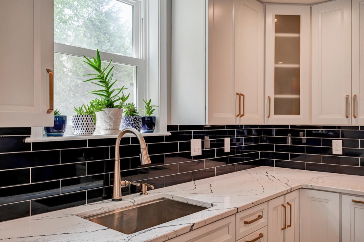 Granite kitchen countertops